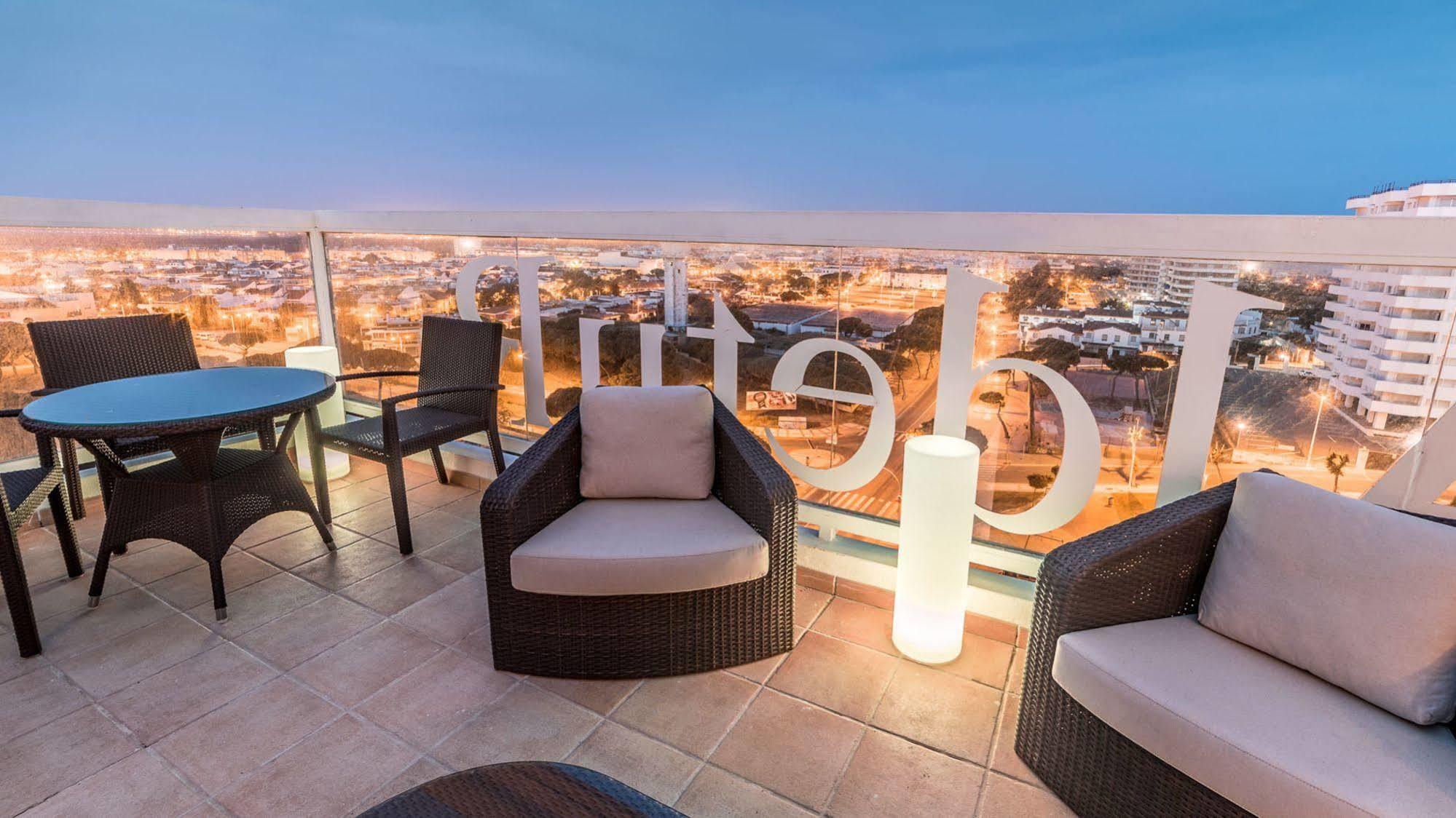 Apartamentos Costa Luz Пунта-Умбрия Экстерьер фото